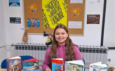 Lorena Knezović – super cura koja voli knjige i školsku knjižnicu