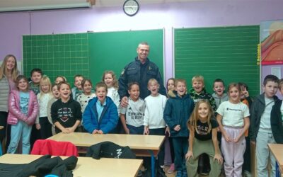 Suradnja škole i obitelji: Predstavljanje zanimanja u 2.a