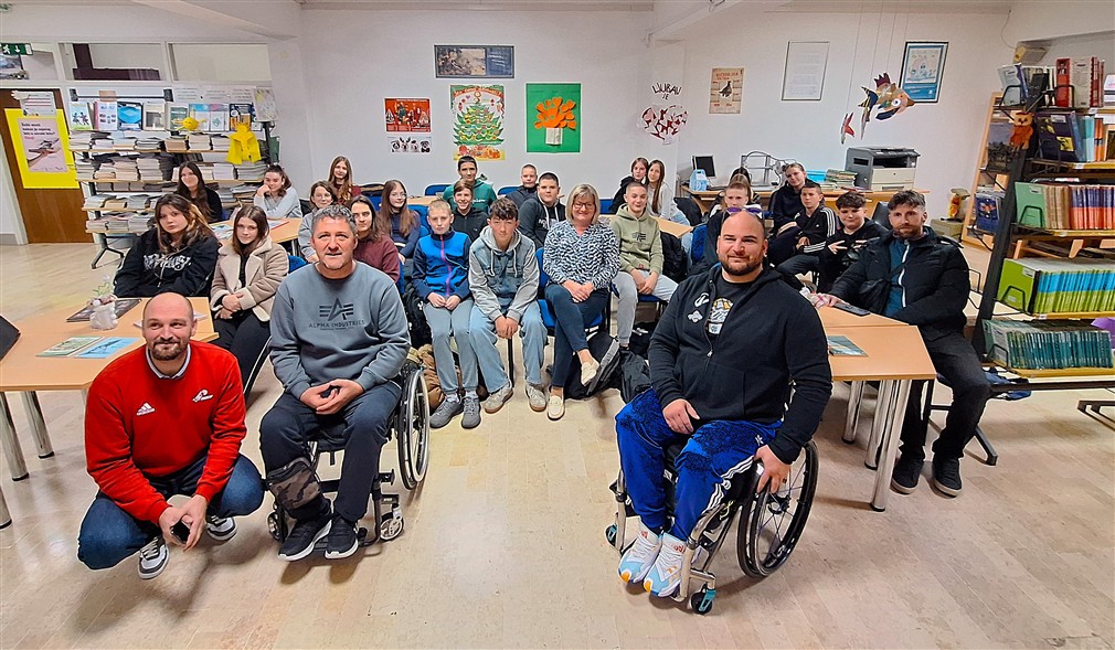 Obilježavanje Međunarodnog dana osoba s invaliditetom u školskoj knjižnici